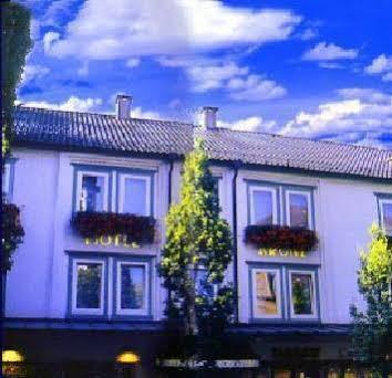 Hotel Zur Krone Bad Pyrmont Exteriör bild